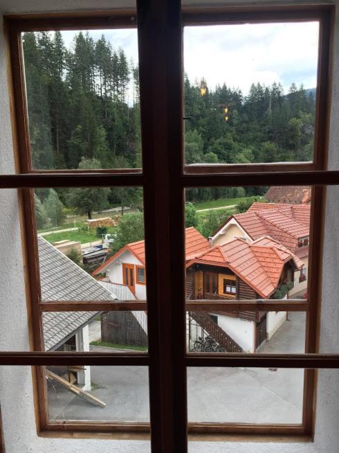Juvanova Hous - Rooms Luče Екстериор снимка